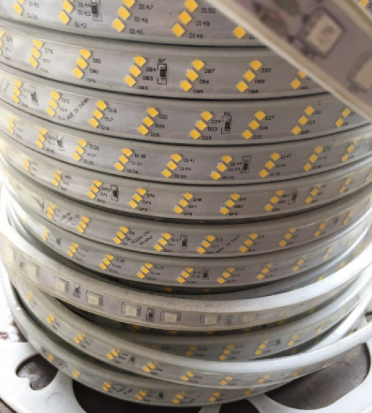 DÂY LED 5730 220V 3 CHẾ ĐỘ  VÀNG - XD- TT
