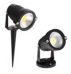 ĐÈN CẮM CỎ 220V